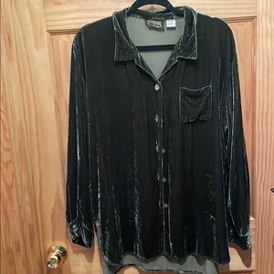 Women’s Emerald green Velvet Shirt